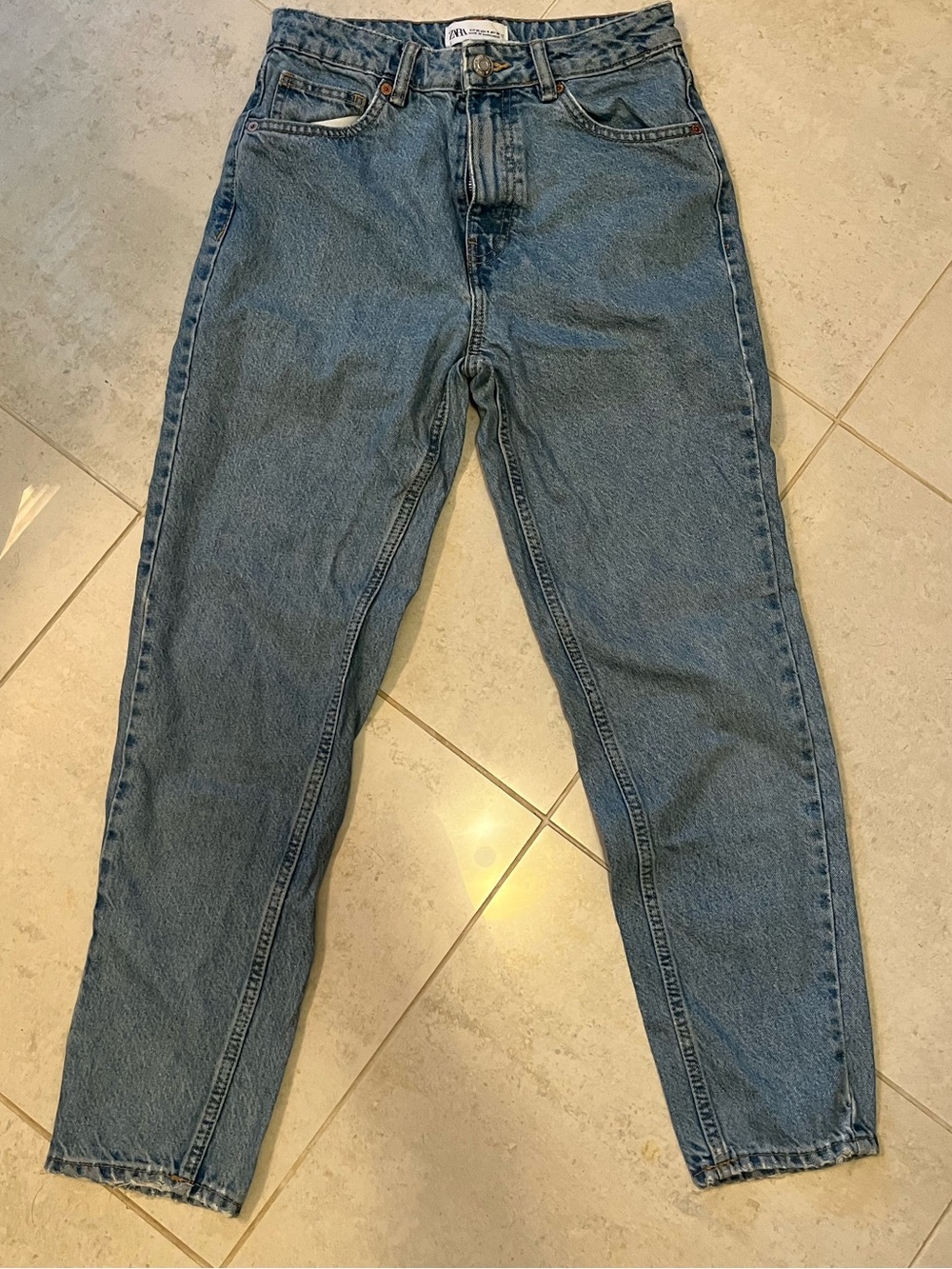 Zara  Straight Leg Jeans Size 4